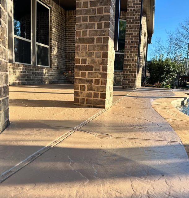 natural stone brown spa pool